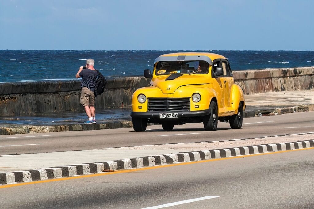 Lotus Eletre – brytyjski luksus elektryczny