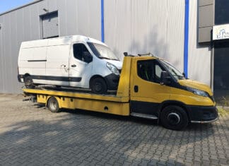 Jak firmy pomocy drogowej powinny szkolić pracowników w zakresie obsługi samochodów z instalacją LPG?