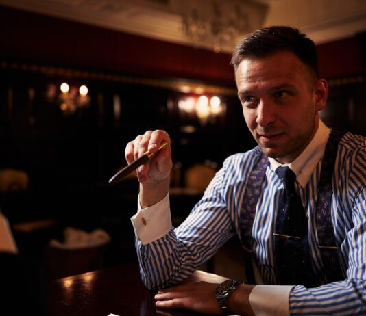 Kto płaci koszty egzekucji: wierzyciel czy dłużnik