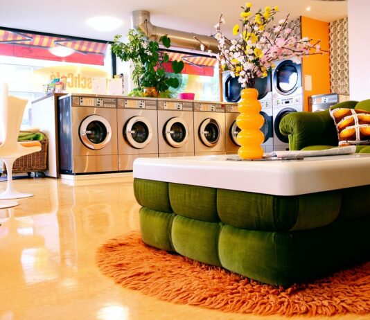 Prasowanie koszuli jedwabnej bez uszkodzeń: zasady